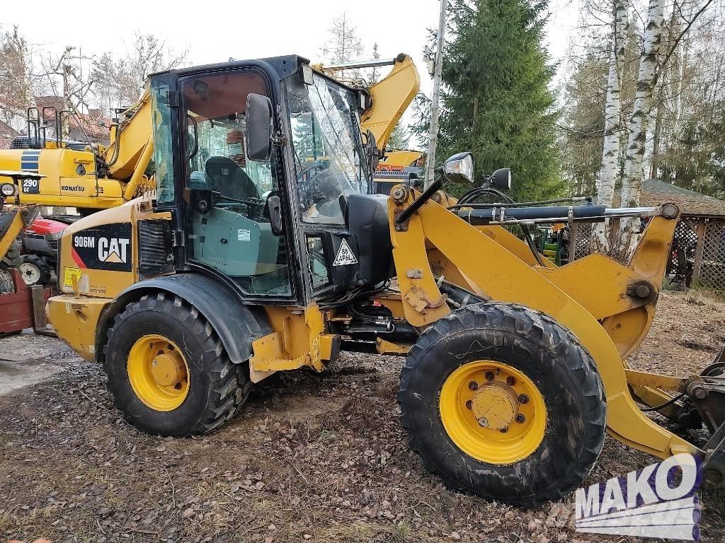 CAT 906 M  휠로우더