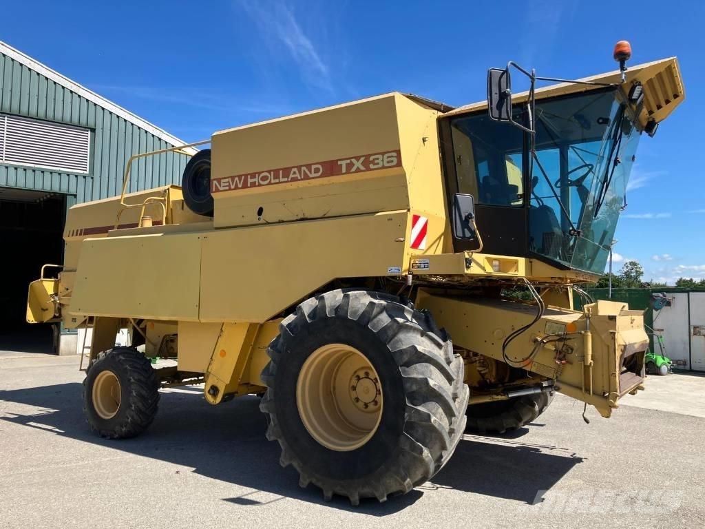 New Holland TX 36 콤바인 수확기
