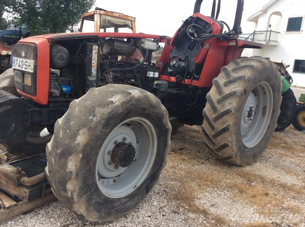 Massey Ferguson 4270 엔진