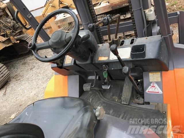 Toyota 7 FD 40 디젤 지게차