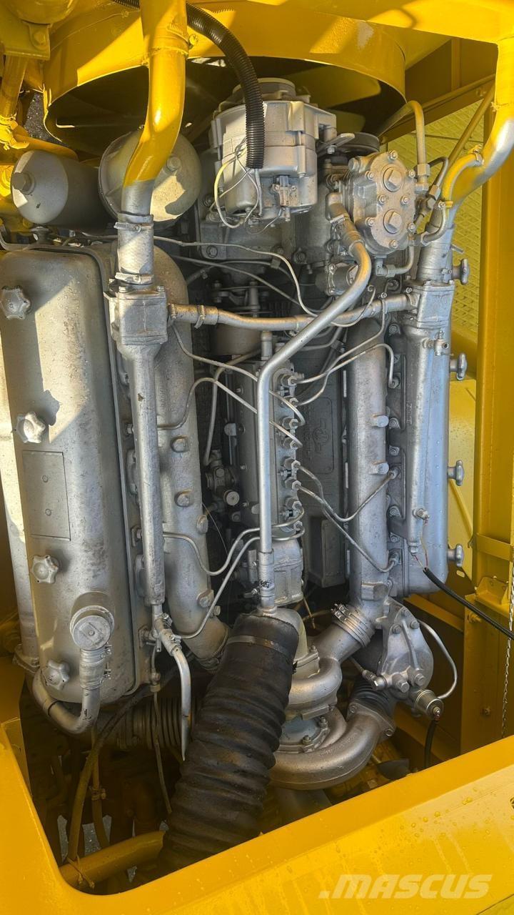 Kirovets K700A V8 트랙터