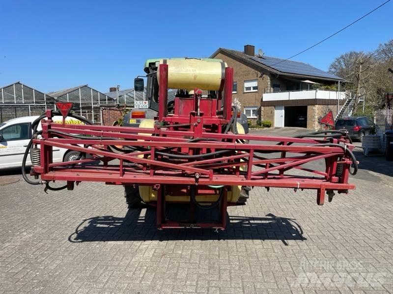 Hardi LX 800 견인형 분무기