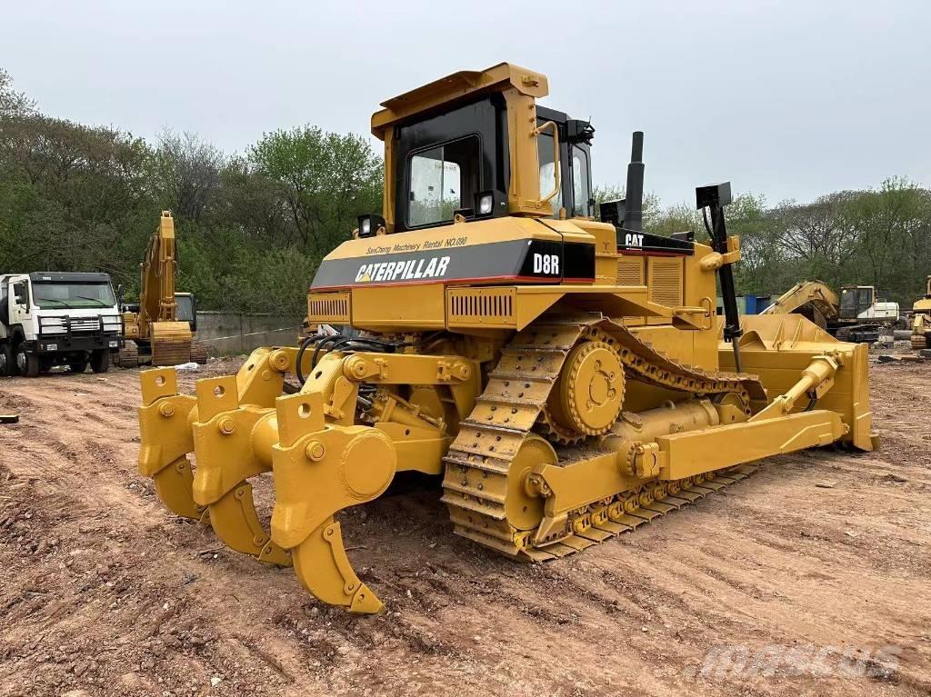 CAT D8R 크롤러 도저