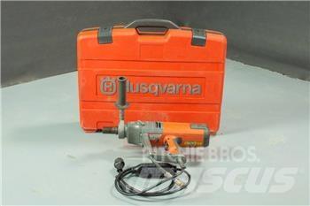 Husqvarna DM230 기타 드릴 장비
