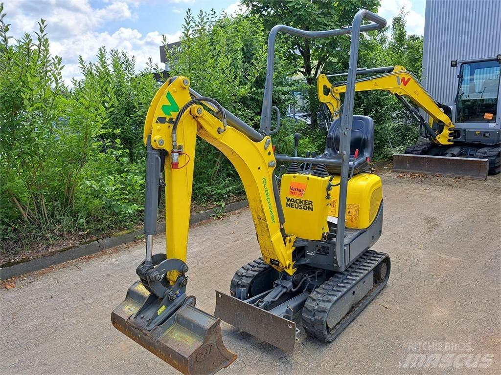 Wacker Neuson 803 대형 굴삭기 29톤 이상
