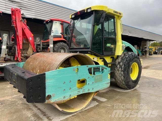 Ammann ASC 150 D 싱글 드럼 롤러
