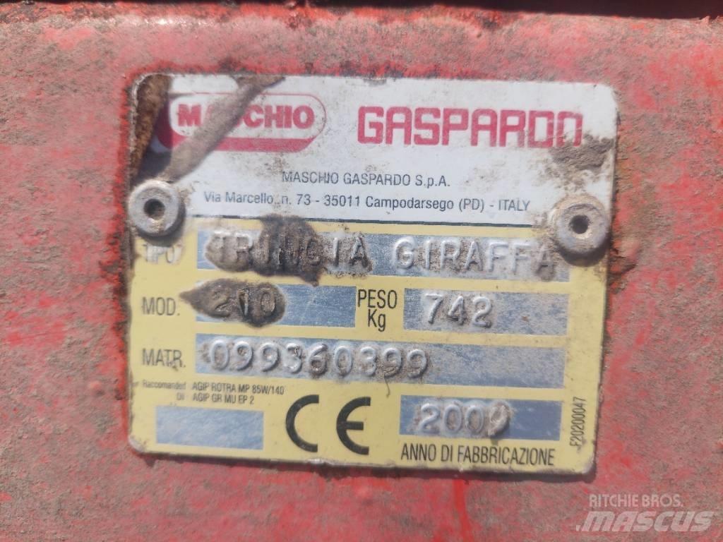 Maschio Giraffa 210 목장 제초기 및 토퍼