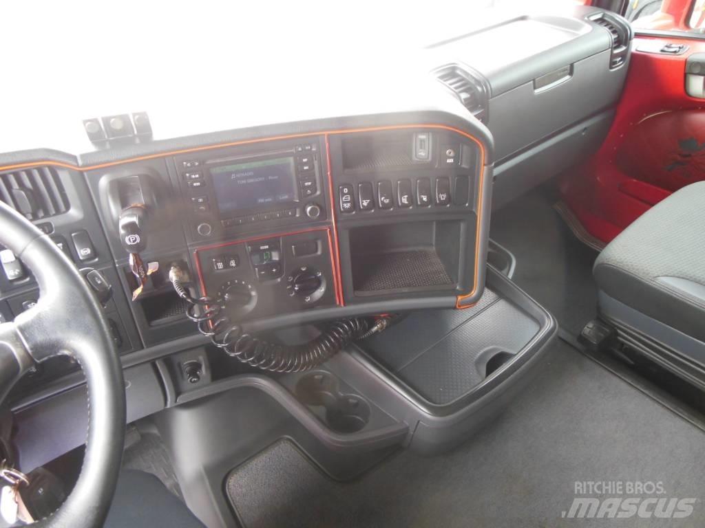 Scania R 450 목재 트럭