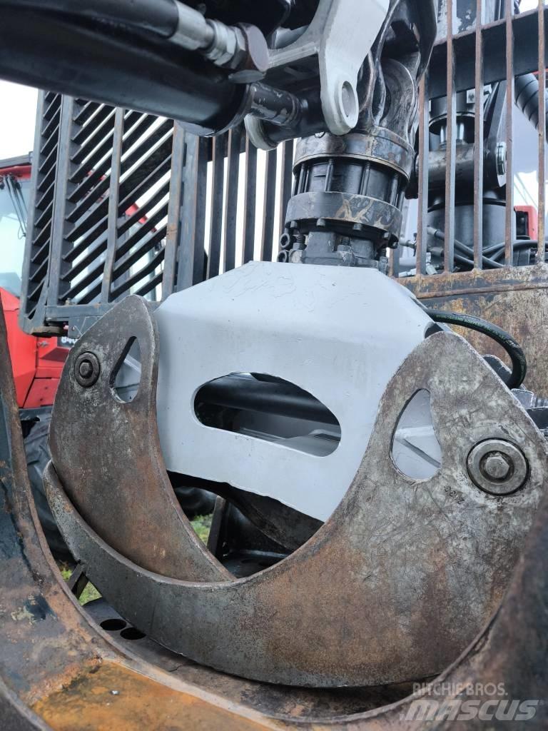 Komatsu 875 원목 포워더