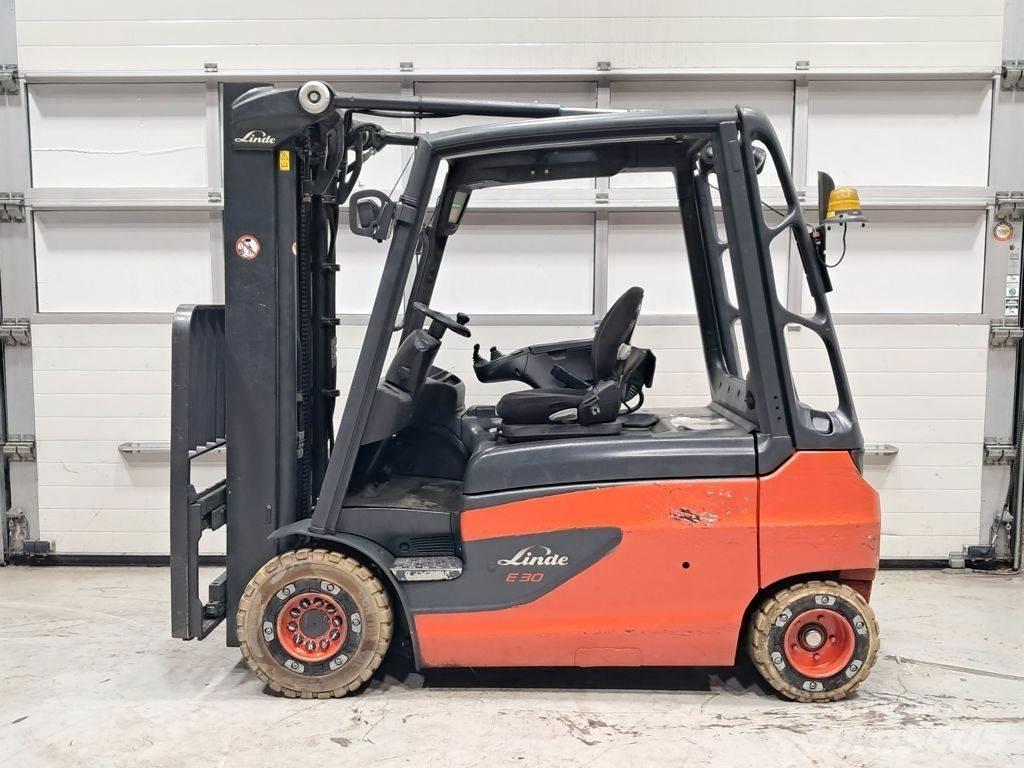 Linde E30L-01 전동 지게차