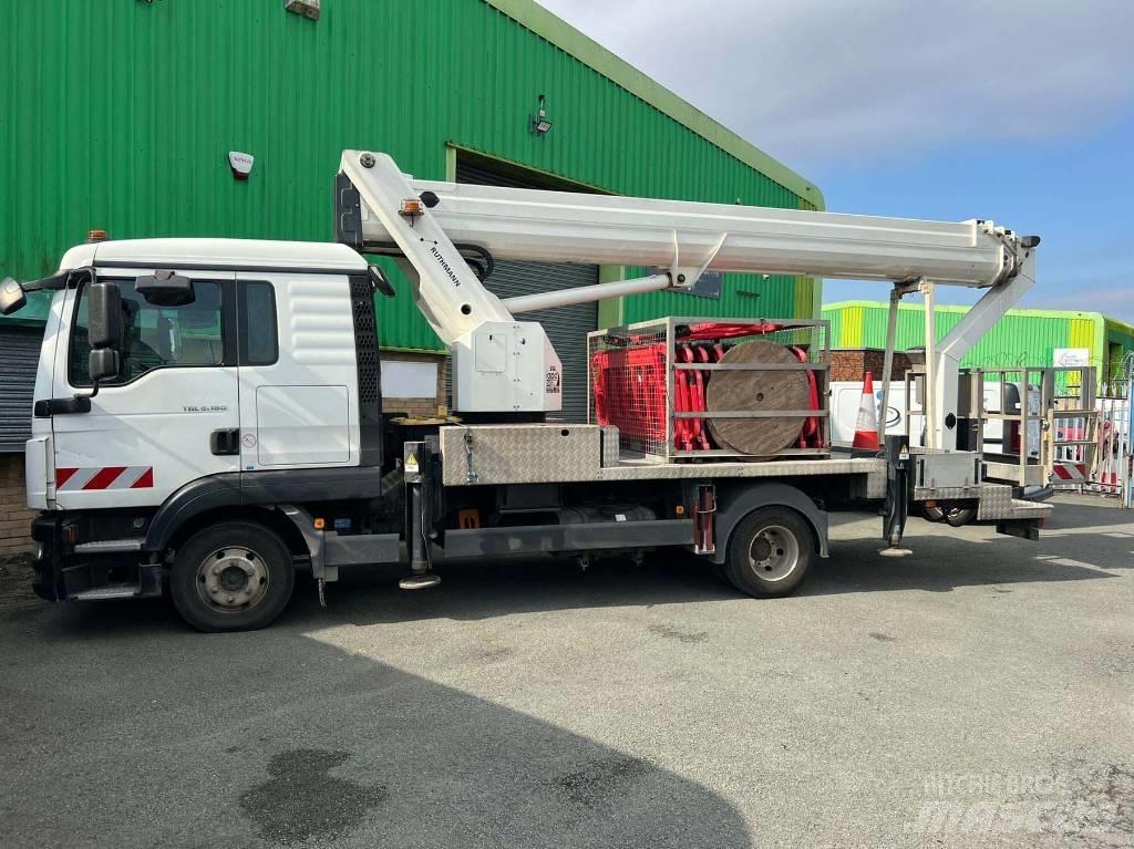 Ruthmann T 330 트럭 탑재 고소작업대