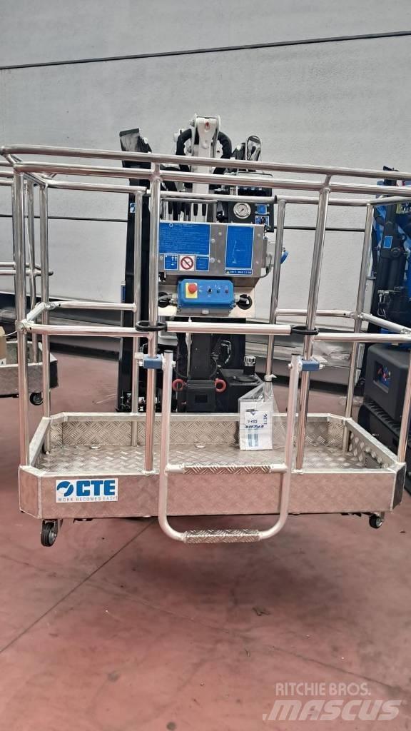 CTE T135 자주식 고소작업대