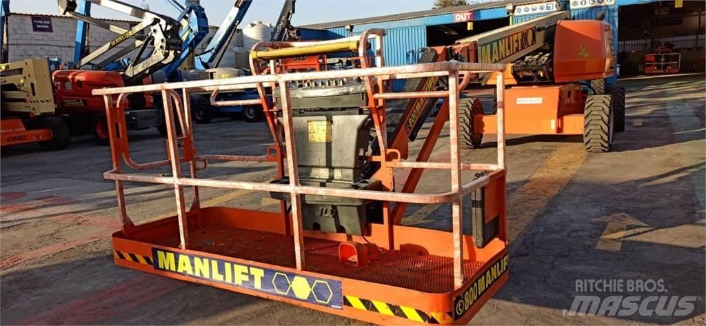 JLG 460SJ 견인식 전동이동 리프트