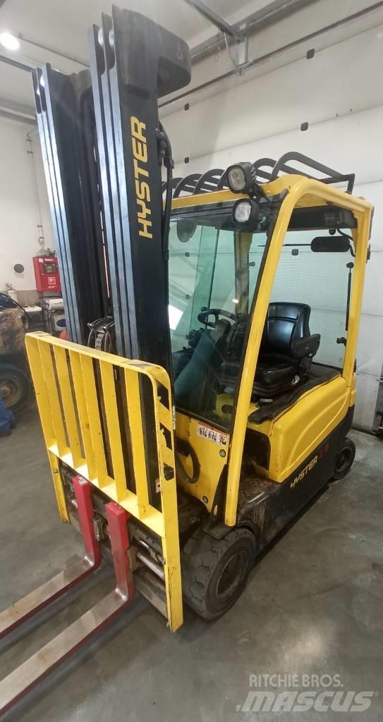 Hyster J 2.0 XN LWB 전동 지게차