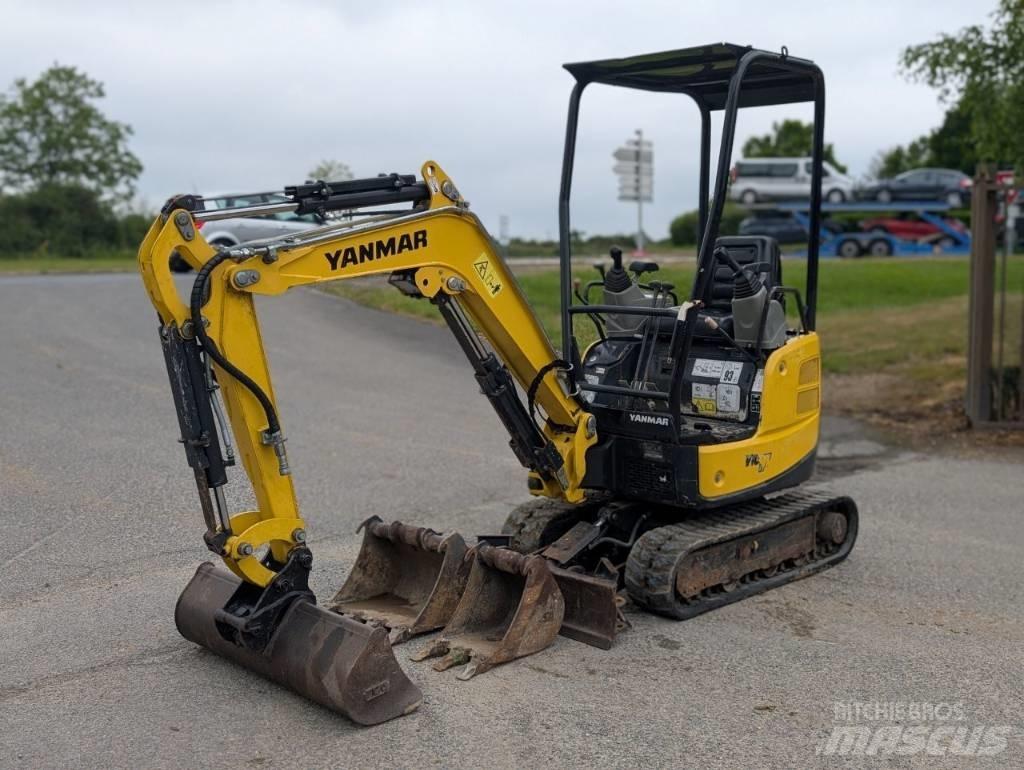 Yanmar Vio 17 소형 굴삭기 7톤 미만