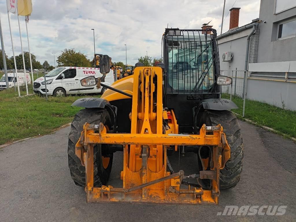 JCB 542-70 IND 텔레스코픽 휠 로더