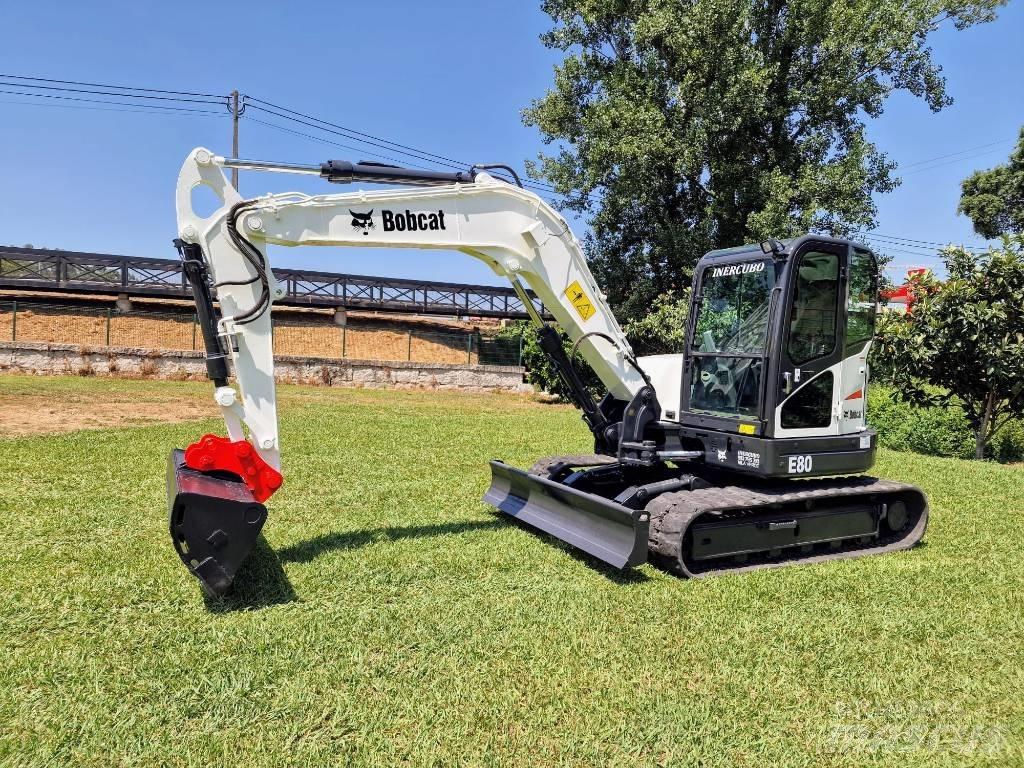Bobcat E 80 중형굴삭기 7톤-28톤