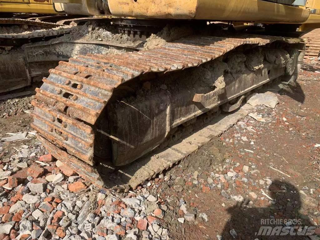 CAT 323D2 대형 굴삭기 29톤 이상