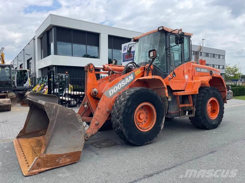 Doosan DL200-3 | A/C  휠로우더