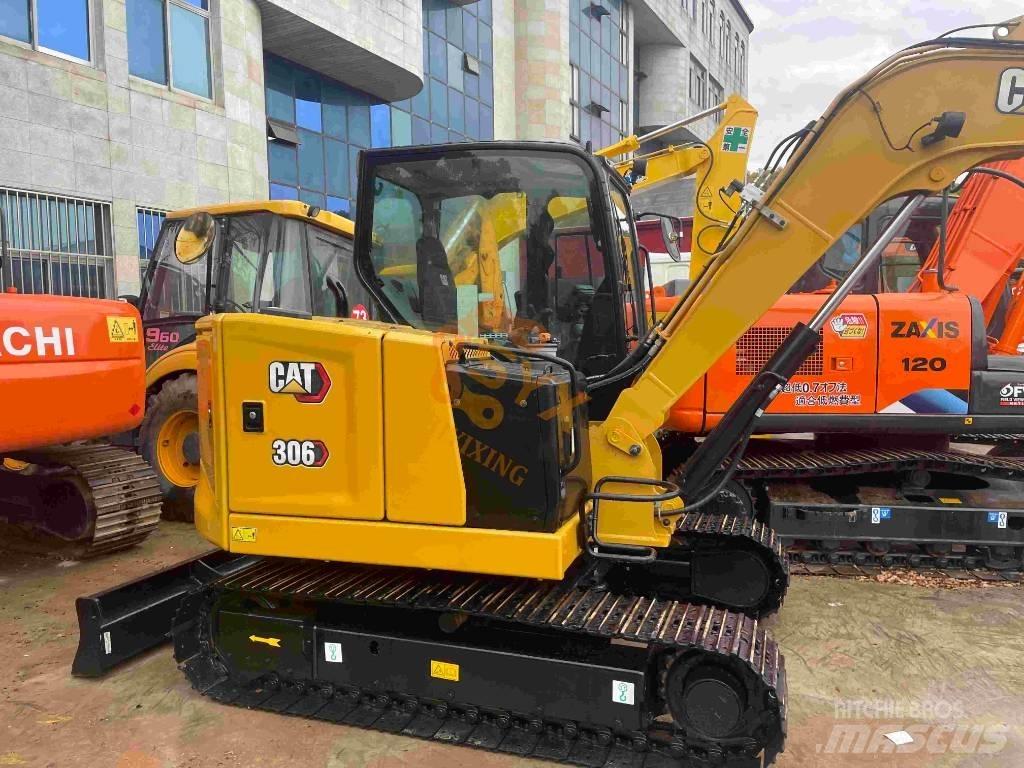 CAT 306 소형 굴삭기 7톤 미만