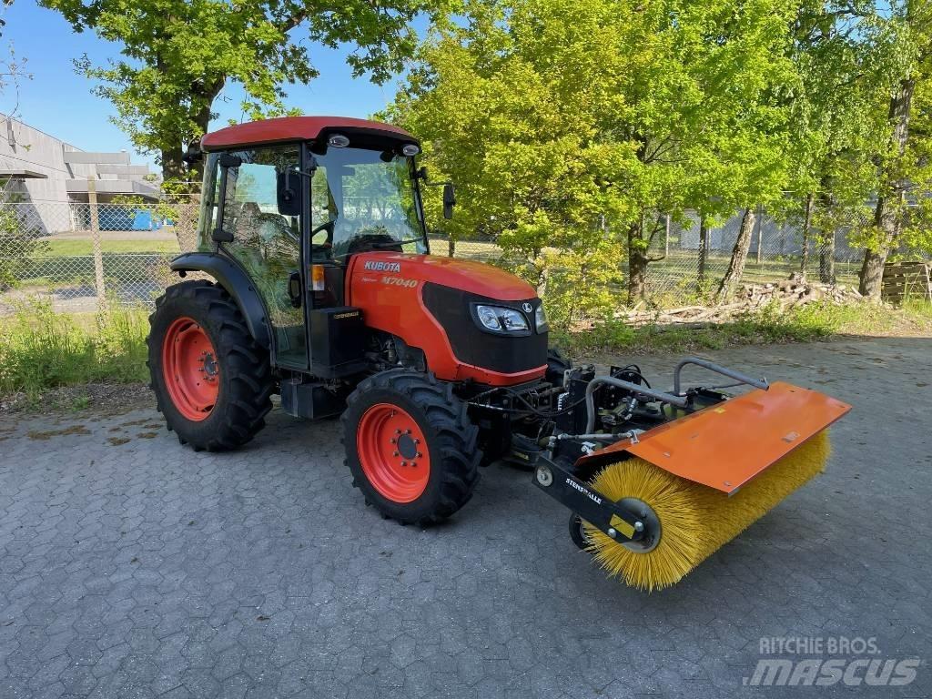 Kubota M 7040 트랙터