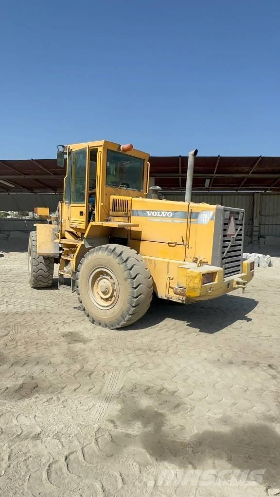 Volvo L 90 C  휠로우더
