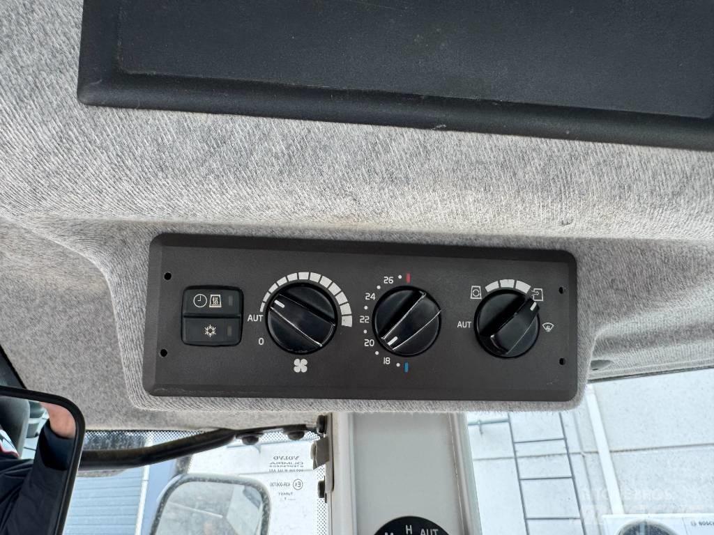 Volvo L 60 F  휠로우더