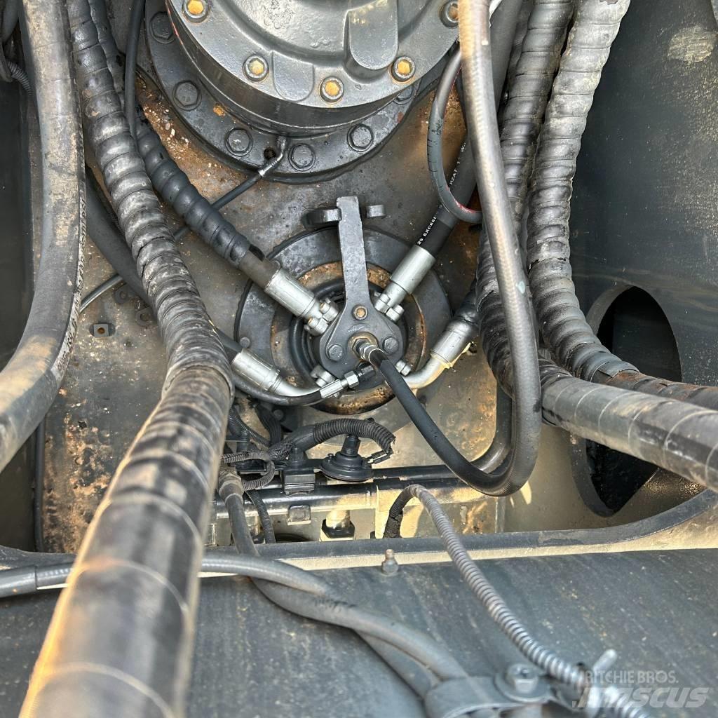 Hyundai R220LC-9S 대형 굴삭기 29톤 이상