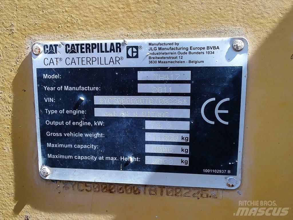 CAT TH 417 텔러 핸들러