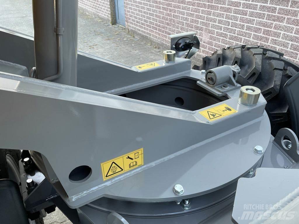 Paus AKR 9040 건설현장 덤프트럭