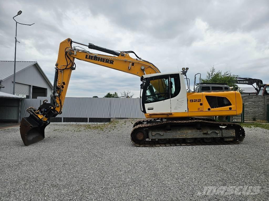 Liebherr R 922 LC 대형 굴삭기 29톤 이상