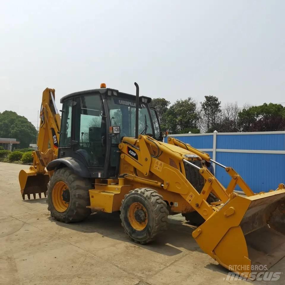 CAT 420 F 백호로더