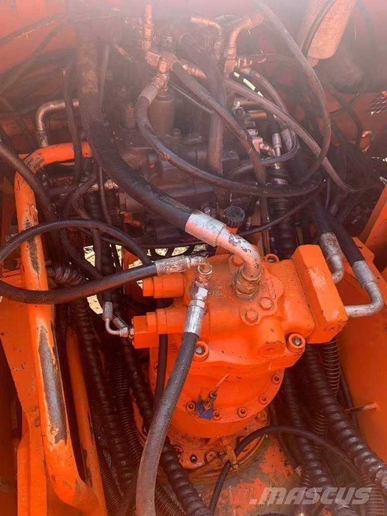 Doosan DH 220 대형 굴삭기 29톤 이상