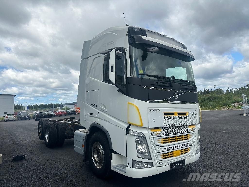 Volvo FH13 540 6x2*4 새시 운전실 트럭