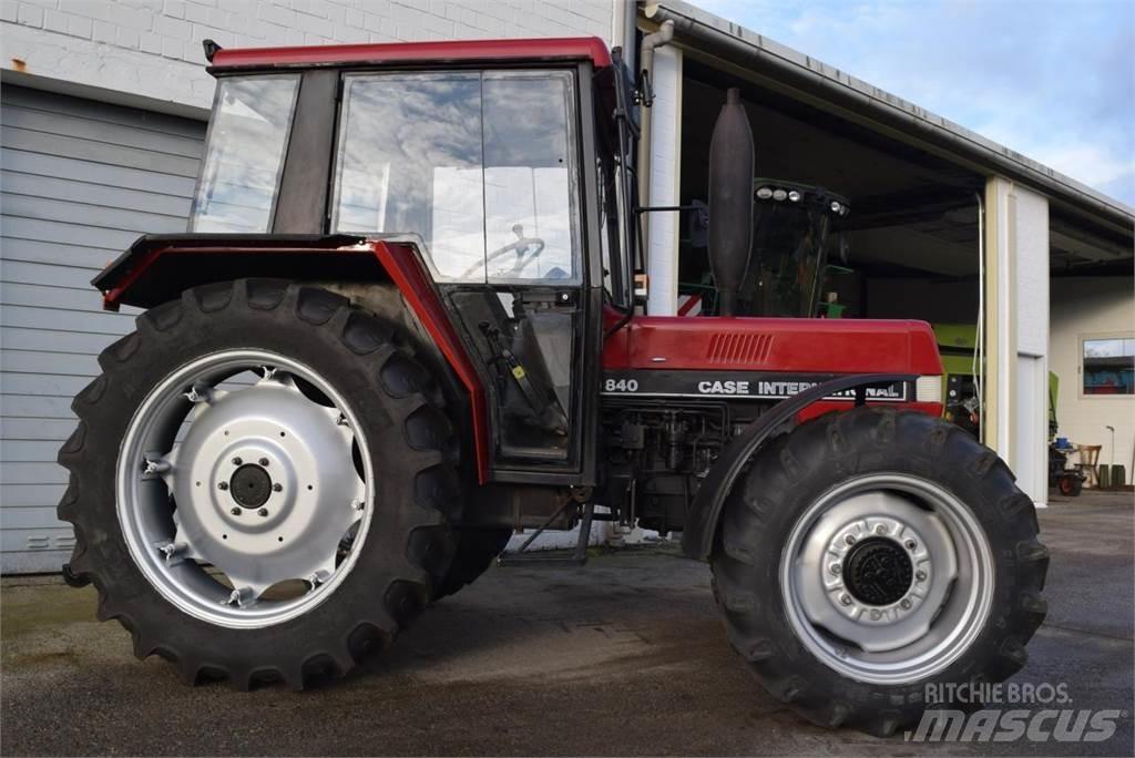 Case IH 840 트랙터