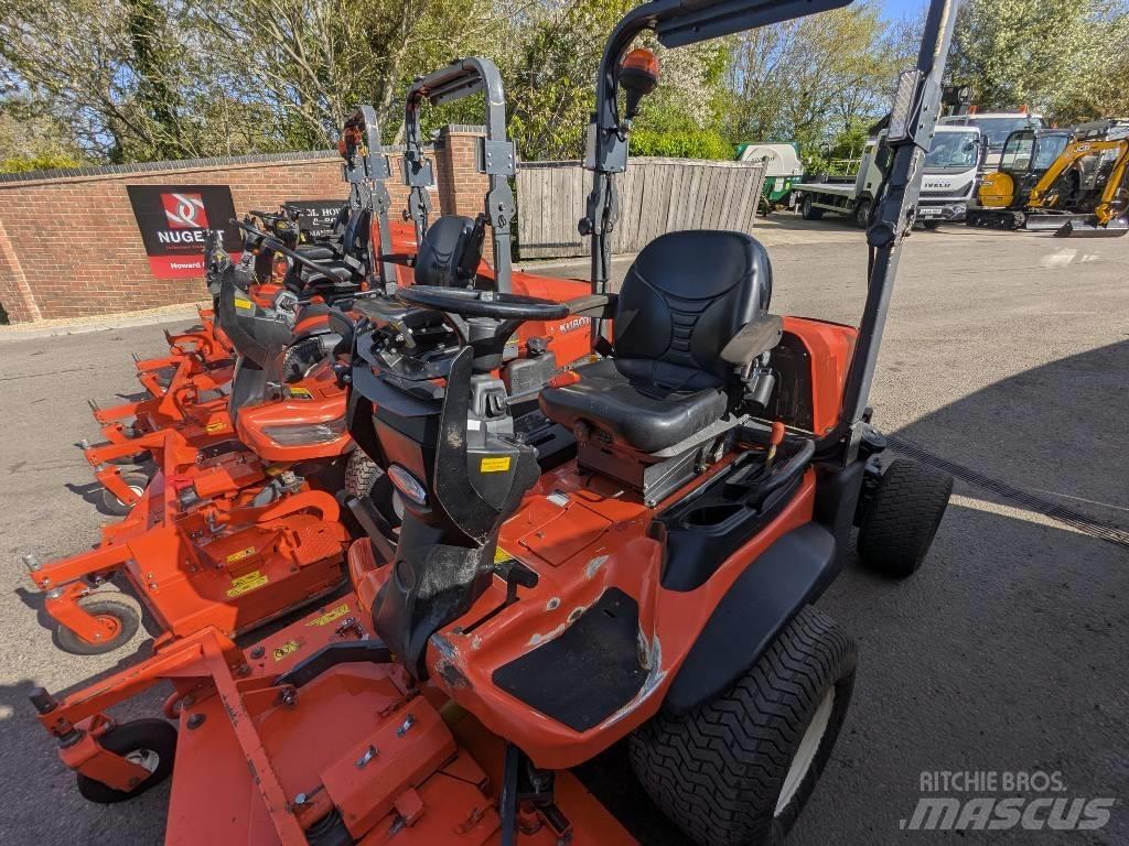 Kubota F 3890 탑승형 잔디깎기