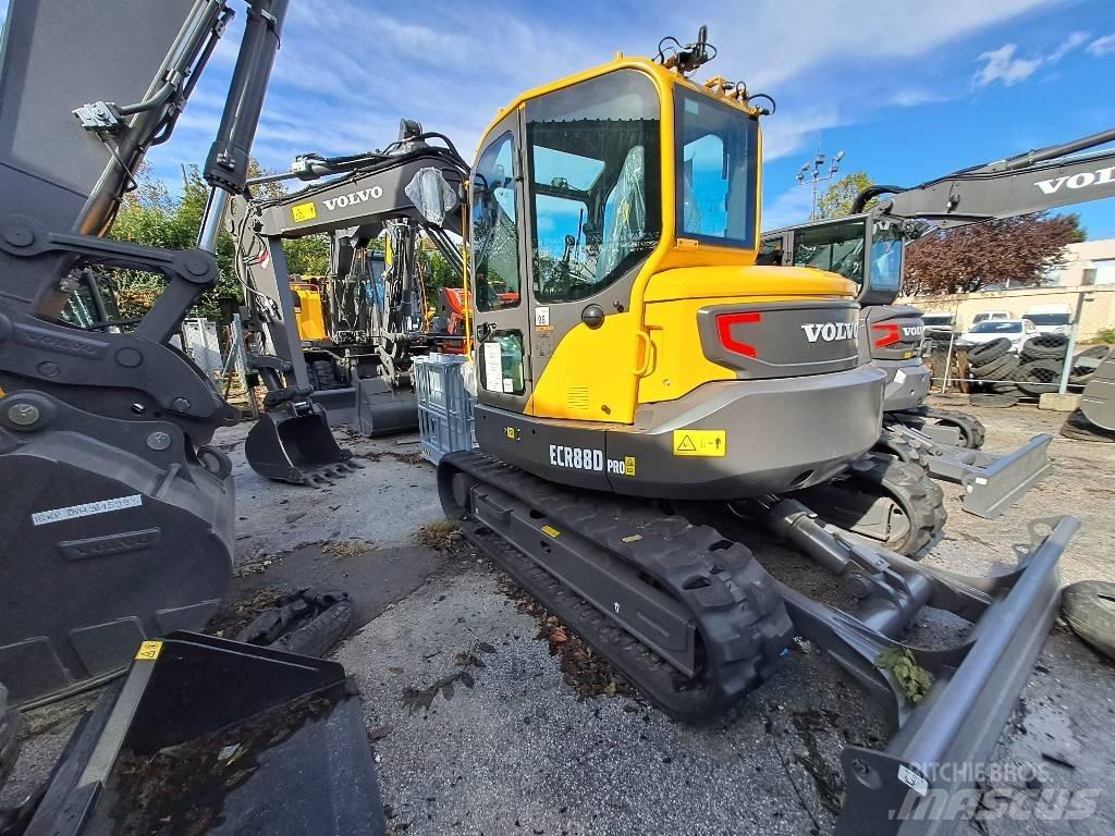 Volvo ECR88D 소형 굴삭기 7톤 미만
