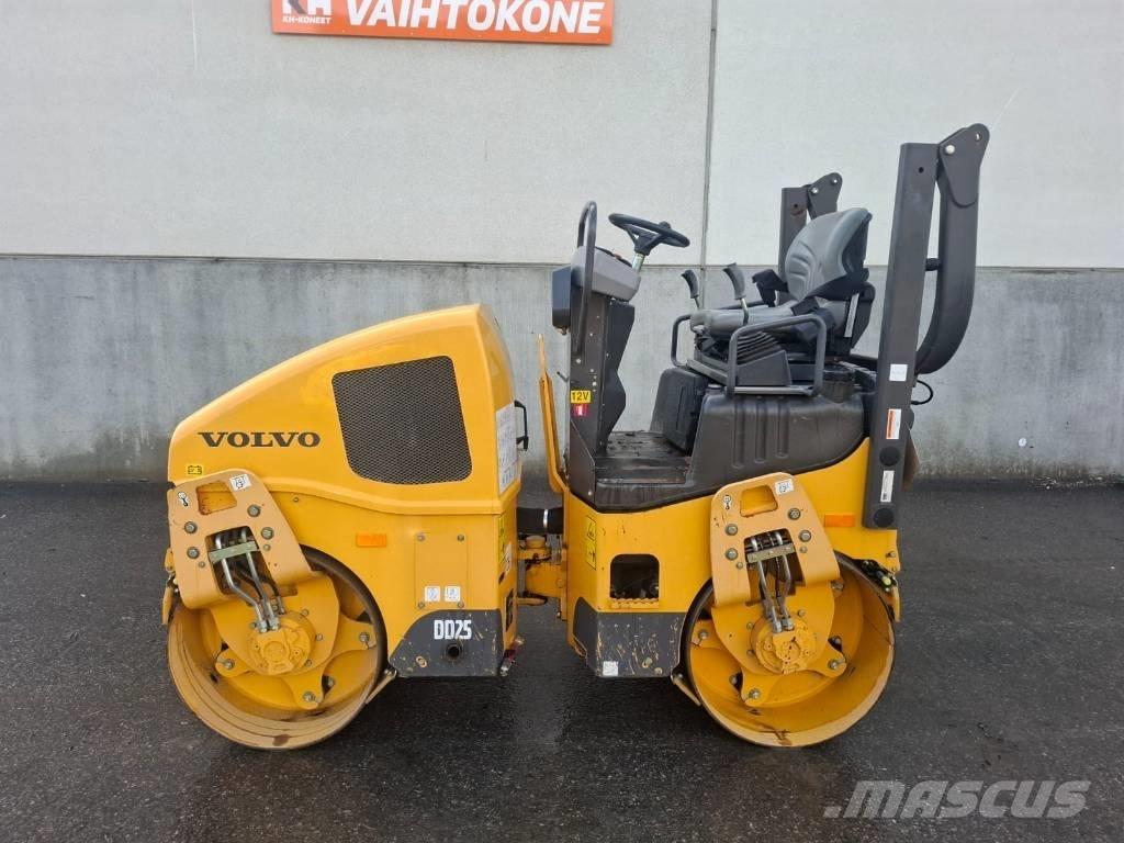 Volvo DD 25 트윈 드럼 롤러