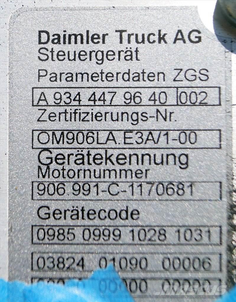 Daimler AG OM906LA 엔진