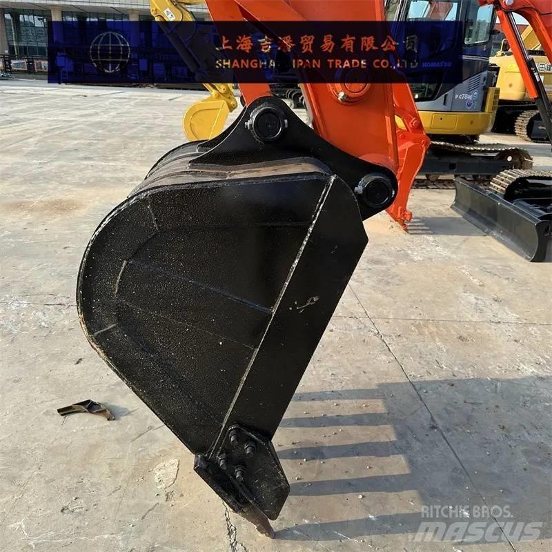 Hitachi ZX 120 LC 중형굴삭기 7톤-28톤