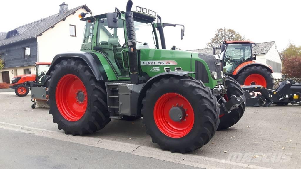 Fendt 718 Vario TMS 트랙터