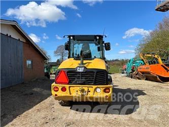 CAT 906  휠로우더