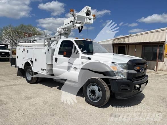 Altec AT235 트럭 탑재 고소작업대