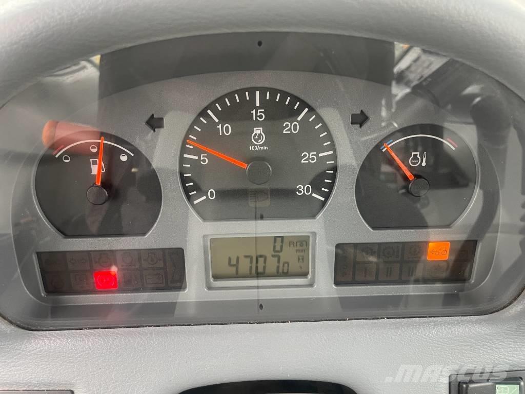 Valtra T 131 트랙터