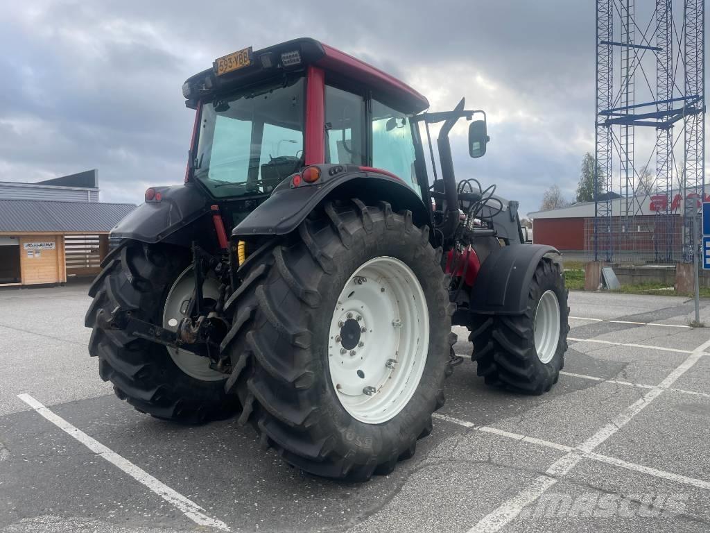 Valtra T 131 트랙터