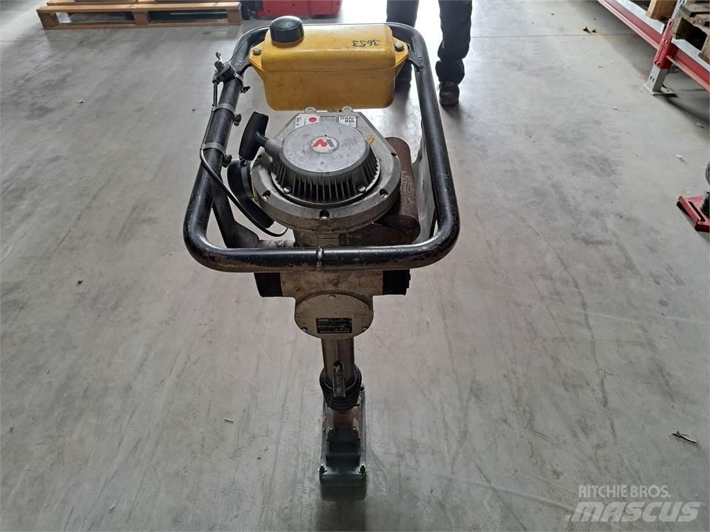 Wacker Neuson BS30 탬퍼