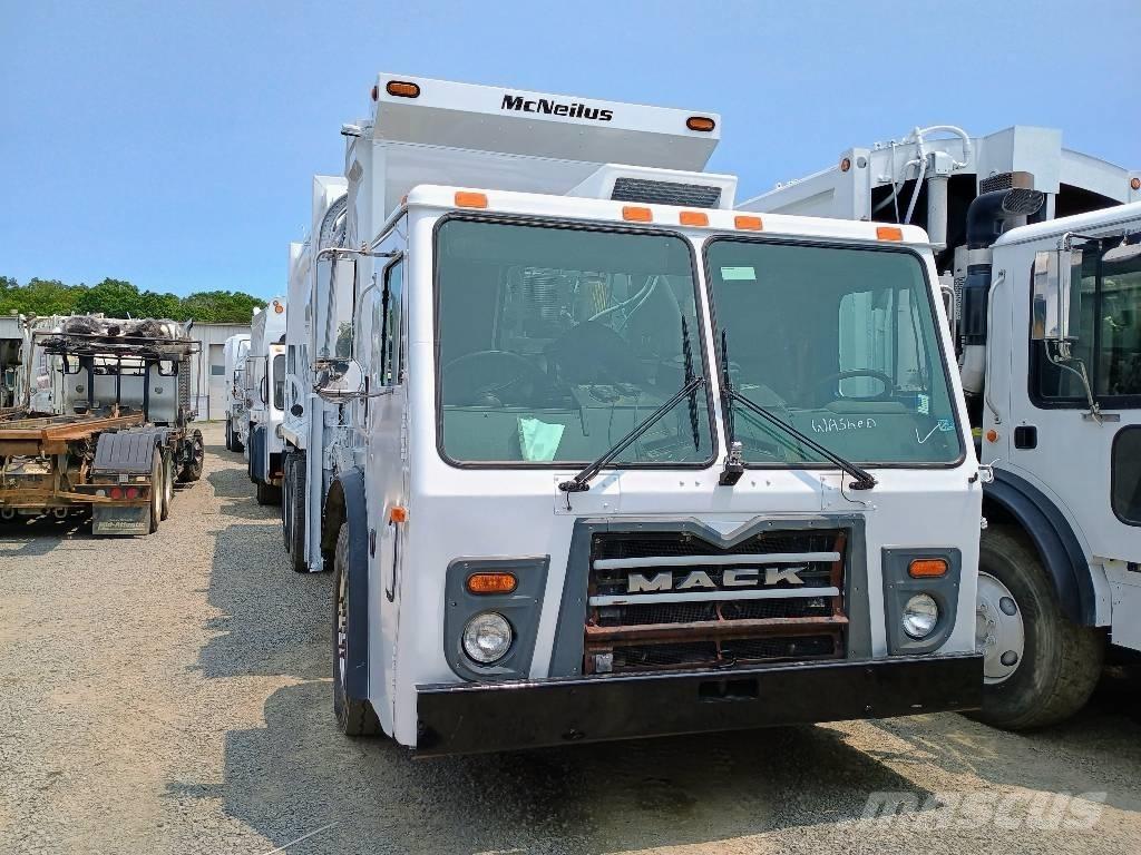 Mack LEU 613 폐기물 수거 트럭