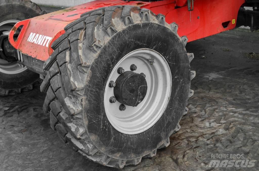 Manitou 200 ATJ 관절형 전동이동 리프트