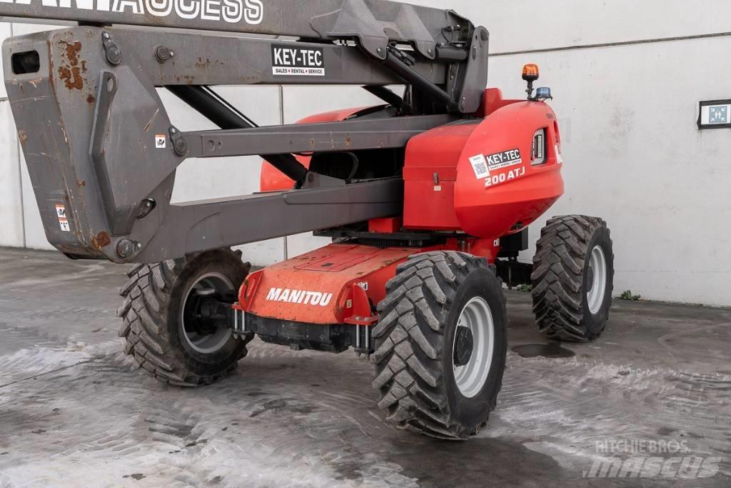 Manitou 200 ATJ 관절형 전동이동 리프트
