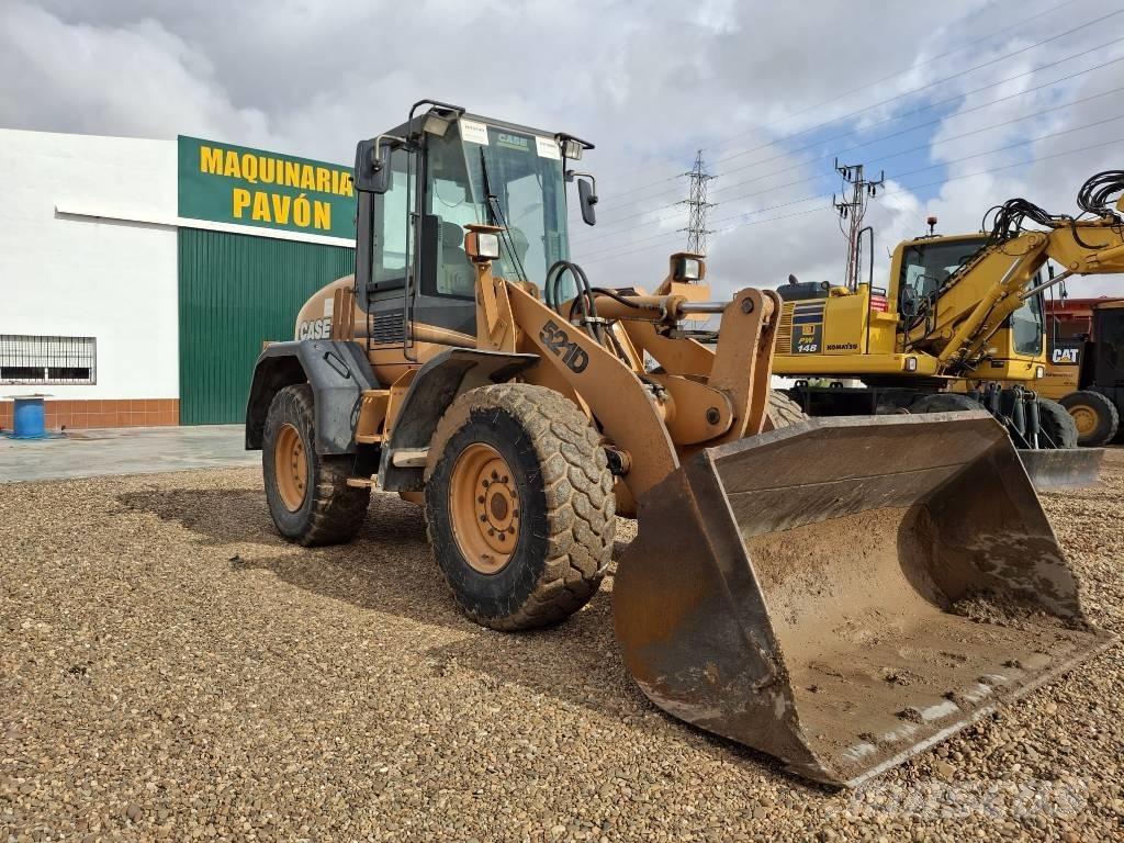 CASE 521 D  휠로우더